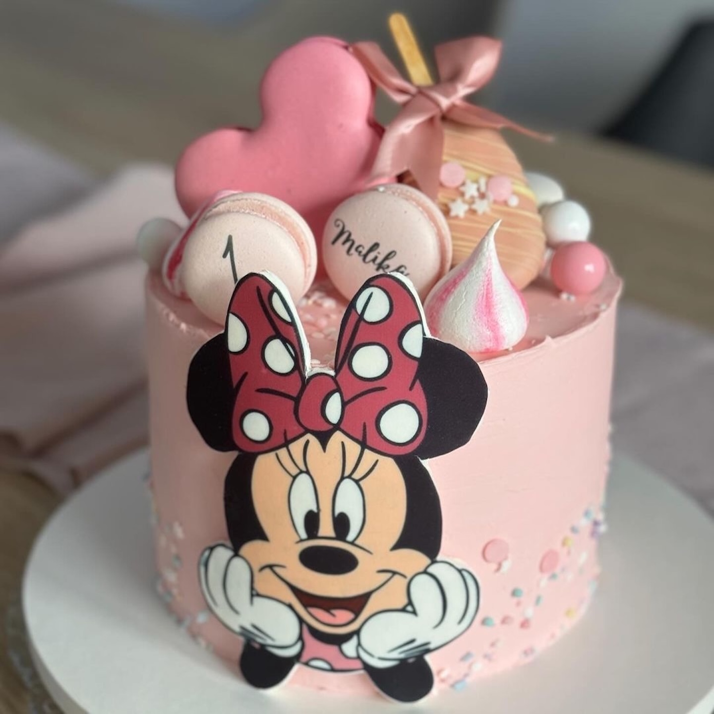 Lamour-Macaron-Torte-Mickey-Maus